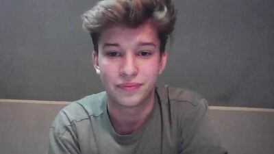 Non Porn - Just Stripping Tease! Gay XXX Video - Blond Boy Bareback Action