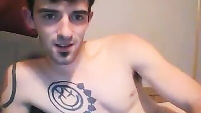 Sexy straight dude jerking off