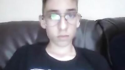 Gay Sucking Spree: Two Guys Convinced to Give Blowjobs!