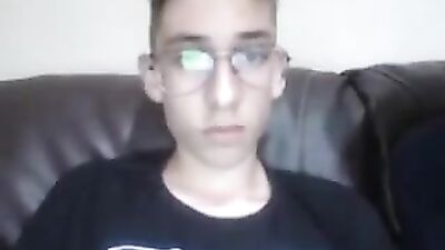 Gay Sucking Spree: Two Guys Convinced to Give Blowjobs!