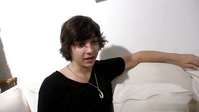 Sexy longhair Boy Andy