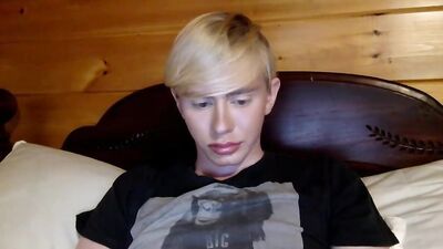 Luscious Lips Licking Adventures - Gay Solo Web-Cam Show with Blond Boy!