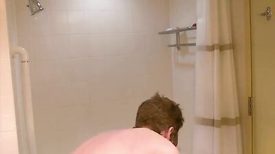 Twinks Showering Together - Bareback Cum Shots & Handjobs - Gay Porn Video!