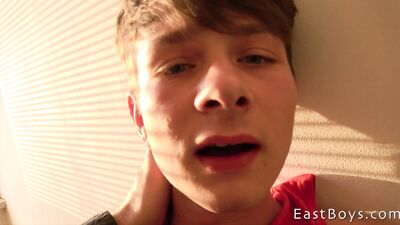 Elliots Hand Job Adventure: Mr. Hands Takes Control!