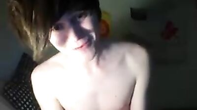 Gay Porn Cutie: Licking and Sucking in the Shower