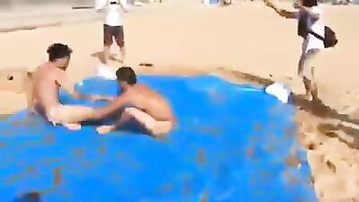 Beach Brawl: Raw Amateur Public Sex!