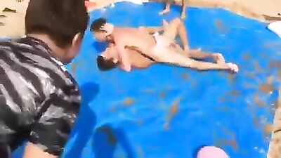 Beach Brawl: Raw Amateur Public Sex!