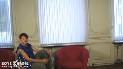 Sashas Red Oval Delight: A Handjob and Cumshot Odyssey