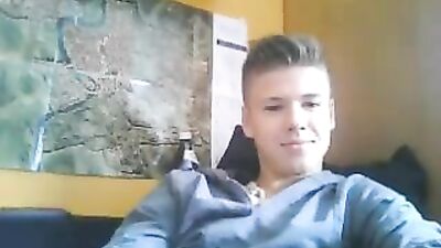 Supen Sexy Lad Cums: Gay Porn Handjob and Cumshot Delight!