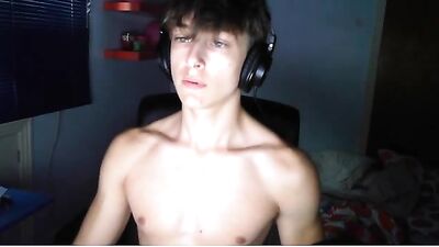 Canadian Cuties Muscle Jock Handjob - Big Cocks Rule!