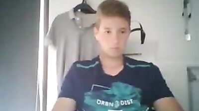 Netherlands cute boy very big ass on doggy nice cock on cam - Gay Porn Video