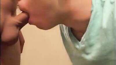 Gay Twink Suck-Fuck Couple: Hardcore Action in the Bedroom