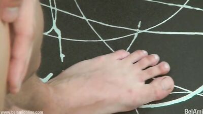 Raw and Dirty Threesome with Matt Yuman: Bareback Action in the Bedroom!