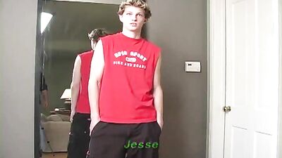 Hot California Straight Boy Pose N Cum for Money!