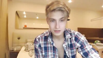 Bareback Bliss: A Young Blondes First Time with Two Huge Cocks!