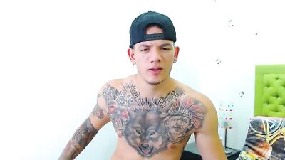 Horny Gay Cam Boys Going Down on Each Other in Hot Cum Shots