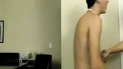 Pretty Twink Porn - Gay Tube Desire