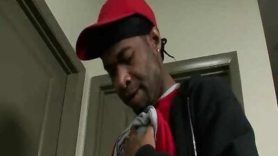 Gang Bang Twink: Raw Gay Porn Action!