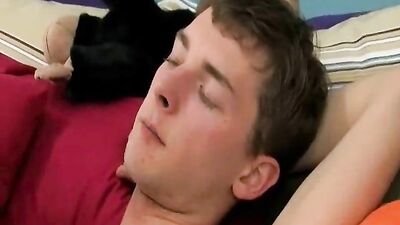 Gay Porn Beddable Tubemen - Explosive Gay Movies and Videos