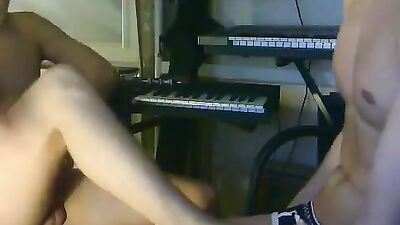 Two in the Studio: Gay Muscle Men in Heat