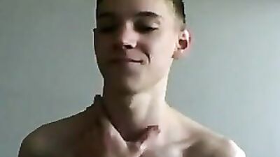 Blond Hunk Cum Show: Sexy Abs and Big Cocks