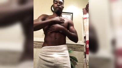 Towel Away! - Big Cocks Black: Hardcore Gay Porn Action!