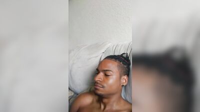 Smooth Wanker with a Happy End: Latino Cum Shots Galore!