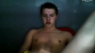 Gay Porn Jacks Off: Str8 Cock for Girlfriends Pleasure!