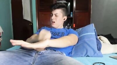 Handjob Amateurs: Cumshot Adventure