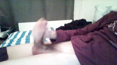 Old Cam Gets Ready for Cumshots and Handjobs!