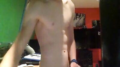 Blonde Boxer Web Cam: A Gay Porn Video for the Blond Boys Lovers!