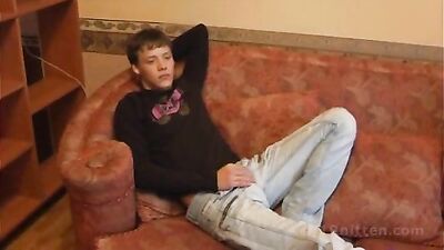 Lennys Cum Shots Handjob Solo Adventure: The Ultimate Gay Porn Experience!