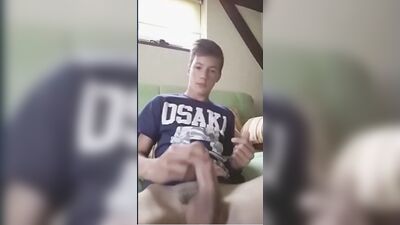 Cum Shots: Amateur Blond Boys Take Over!!