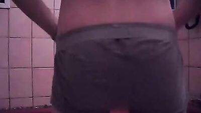 Straight from Cam 10572! Action Amature Ass Play Reignites Your Sexual Desire!