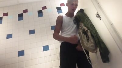 Blissful Amateur Blond Boys Cum Shots!