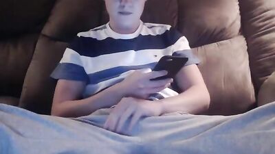 Gay Porn Amateur Cum Shots Handjob - Cam 10595 Revamped!