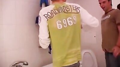 Bath Time Revival: A Hardcore Cum Shot Experience!