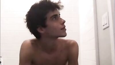 Azovi-cum: Explosive Gay Porn Adventure - Menage à Trois, Anal Sex, Muscular Guys