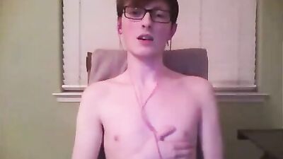 Gay Porn: Nerdy Boys Secret Desires Revealed