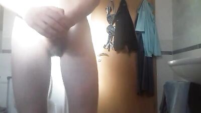 Gangbang Amateurs: Handjobs and Cum Shots