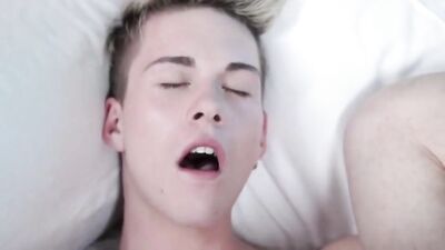 Bareback Bimbos - De Biman Hotboys 323: Action-Packed Cum Shots!