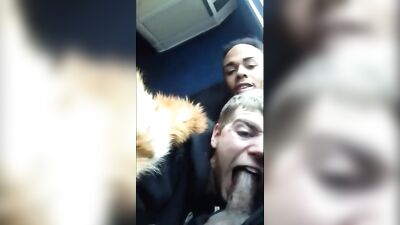 Amateur Sucking Contest: Cool Guy Gets Double-Teamed!