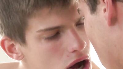 Threesome in Bed: Bareback Cum Shots Oral Moments