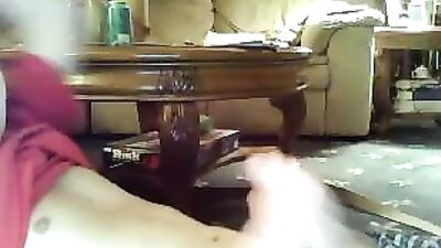 Gay Porn Cum Solo Show: Living Room Cum-Shots Web-Cam!