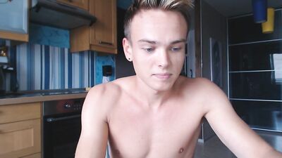 Blond Blue-eyed Webcam Cumshot Fantasy!