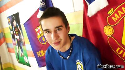 Discover the Amateur Talents of Silas on AlexBoys.com!