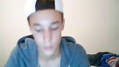 Exposing the Hole: A Web-Cam Experience with Swiss Teenboy