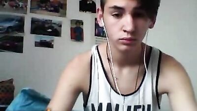 Malibu twink web-cam solo wanker - Exploring the sexy side of California!