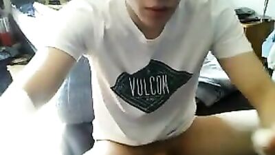 Smooth German Hottie Cum Shots Handjob Solo!