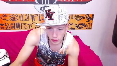 Gay Porn Boxers Wank-Off Solo Web-Cam